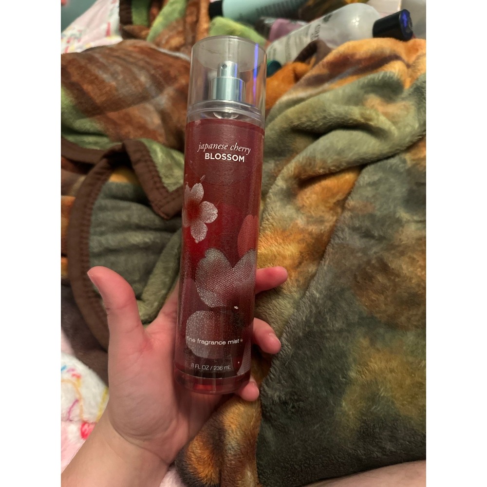 Bath & Body Works - Japanese Cherry Blossom Mist